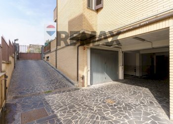 Edificio all\'aperto - Appartamento Via Giacomo Leopardi
 
22, Gravina di Catania - foto 66