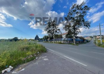 Edificio all\'aperto - Terreno agricolo Contrada Perniciaro, Belpasso - foto 1