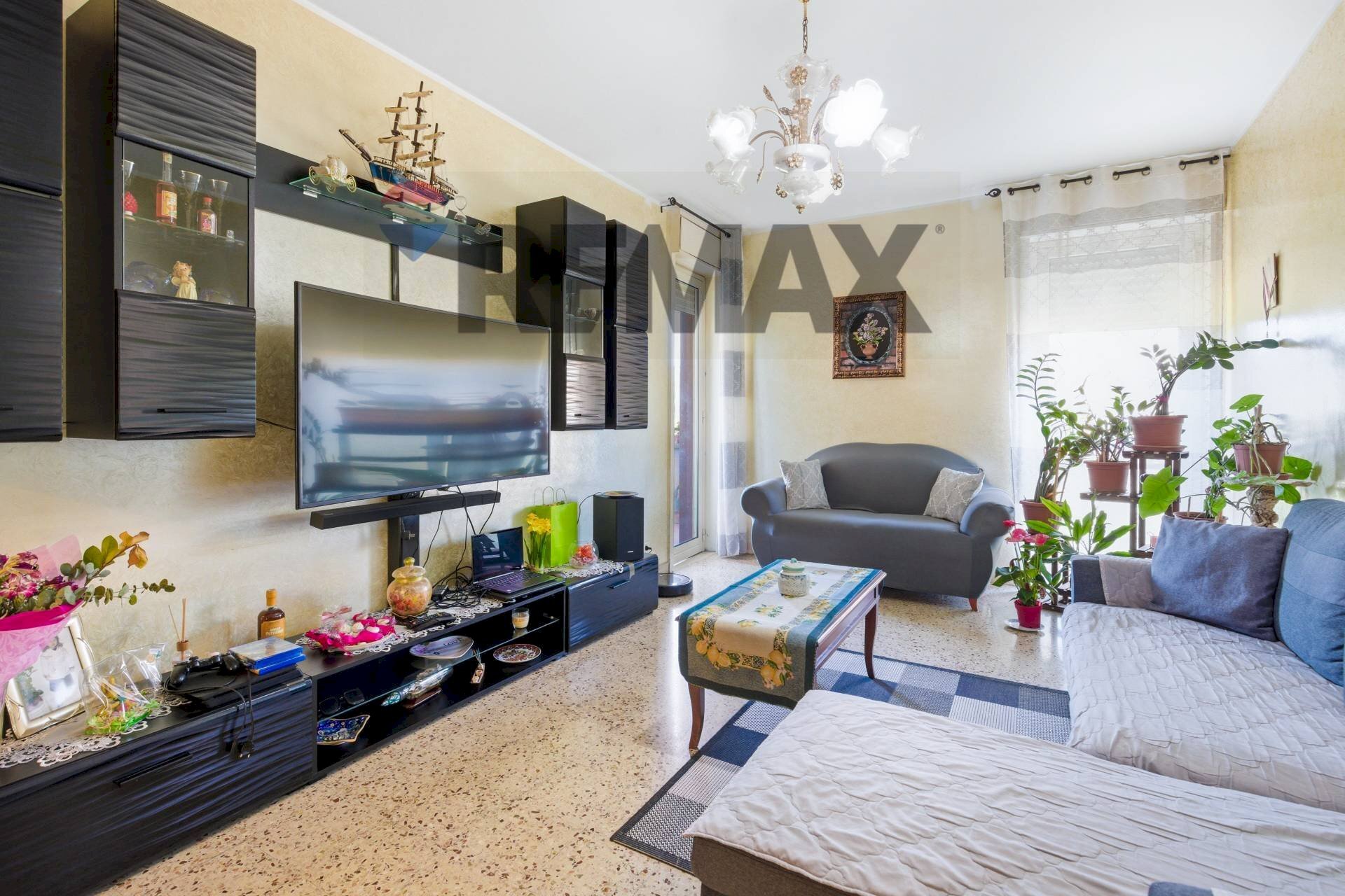 Soggiorno - Appartamento via Calatabiano Pasteria, Calatabiano - foto 1