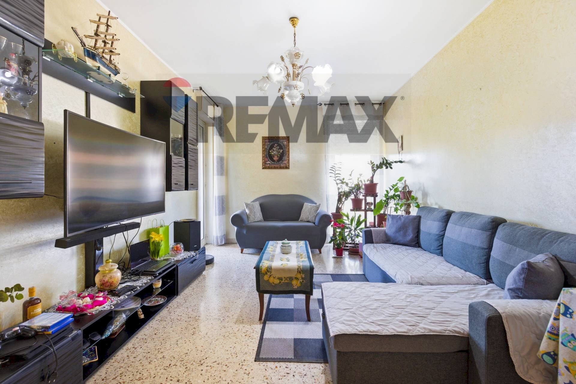 Soggiorno - Appartamento via Calatabiano Pasteria, Calatabiano - foto 2