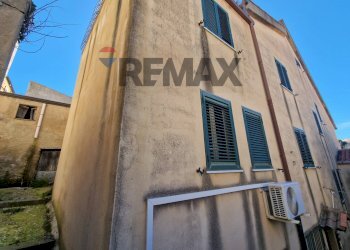 Edificio all\'aperto - Casa indipendente via Croce Valverde
 
49, Enna - foto 3