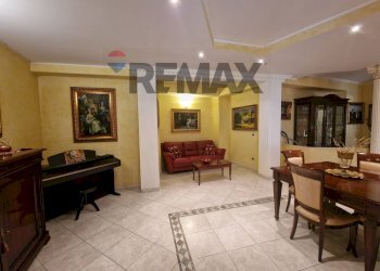 Sala da pranzo - Casa indipendente via Croce Valverde
 
49, Enna - foto 12