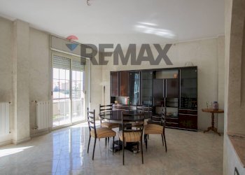 Sala da pranzo - Appartamento VIALE SCALA GRECA
 
413, Siracusa - foto 12