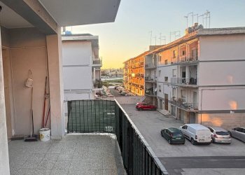 Balcone - Appartamento via nino di franco
 
30, Augusta - foto 3