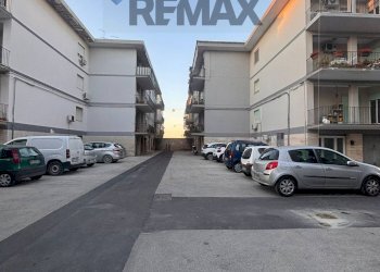 Edificio all\'aperto - Appartamento via nino di franco
 
30, Augusta - foto 6