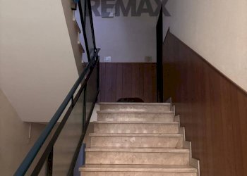 Scale - Appartamento via nino di franco
 
30, Augusta - foto 9