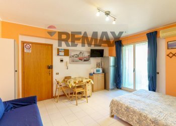 Camera / camera da letto - Monolocale Via Spiaggia
 
117, Mascali - foto 2