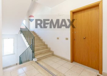 Scale - Monolocale Via Spiaggia
 
117, Mascali - foto 18