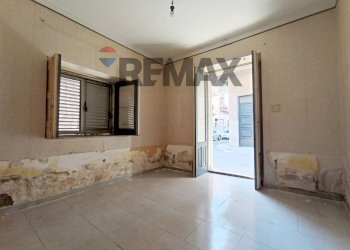 Stanza vuota - Bilocale Via Bari
 
136, Paterno - foto 8