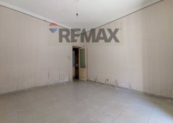 Stanza vuota - Bilocale Via Bari
 
136, Paterno - foto 12