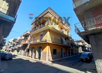 Edificio all\'aperto - Bilocale Via Bari
 
136, Paterno - foto 27