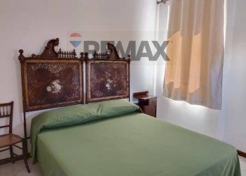 Camera / camera da letto - Appartamento via Quattro Novembre
 
61, Floridia - foto 6