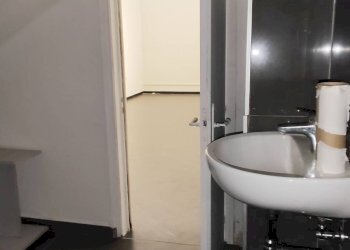 Bagno - Commercial Premises VIA SARDEGNA
 
6, Caltagirone - photo 17