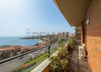 Balcone - Apartment via alcide de gasperi
 
173, Catania - photo 4