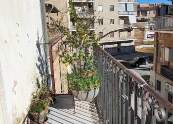 Balcone - Quadrilocale VIA GIORGIO ARCOLEO
 
154, Caltagirone - foto 11