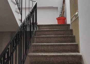 Scale - Quadrilocale VIA GIORGIO ARCOLEO
 
154, Caltagirone - foto 23