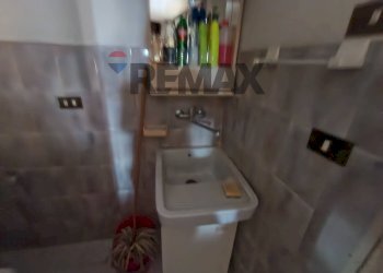 Bagno - Independent house Via Vetrano
 
12, Catania - photo 27