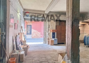 Parcheggio - Independent house Via Vetrano
 
12, Catania - photo 49