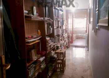 Hall / corridoio - Attico PIAZZA BELLINI
 
14, Caltagirone - foto 9