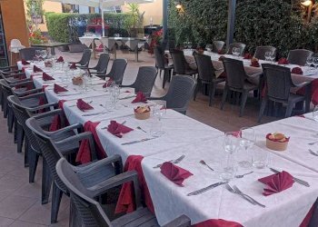 Terrazza - Locale Commerciale Via Santa Maria la Stella
 
9, Aci Sant'Antonio - foto 43
