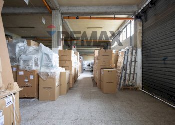 Dispensa di stoccaggio - Locale Commerciale VIA ETNEA
 
388, Tremestieri Etneo - foto 7