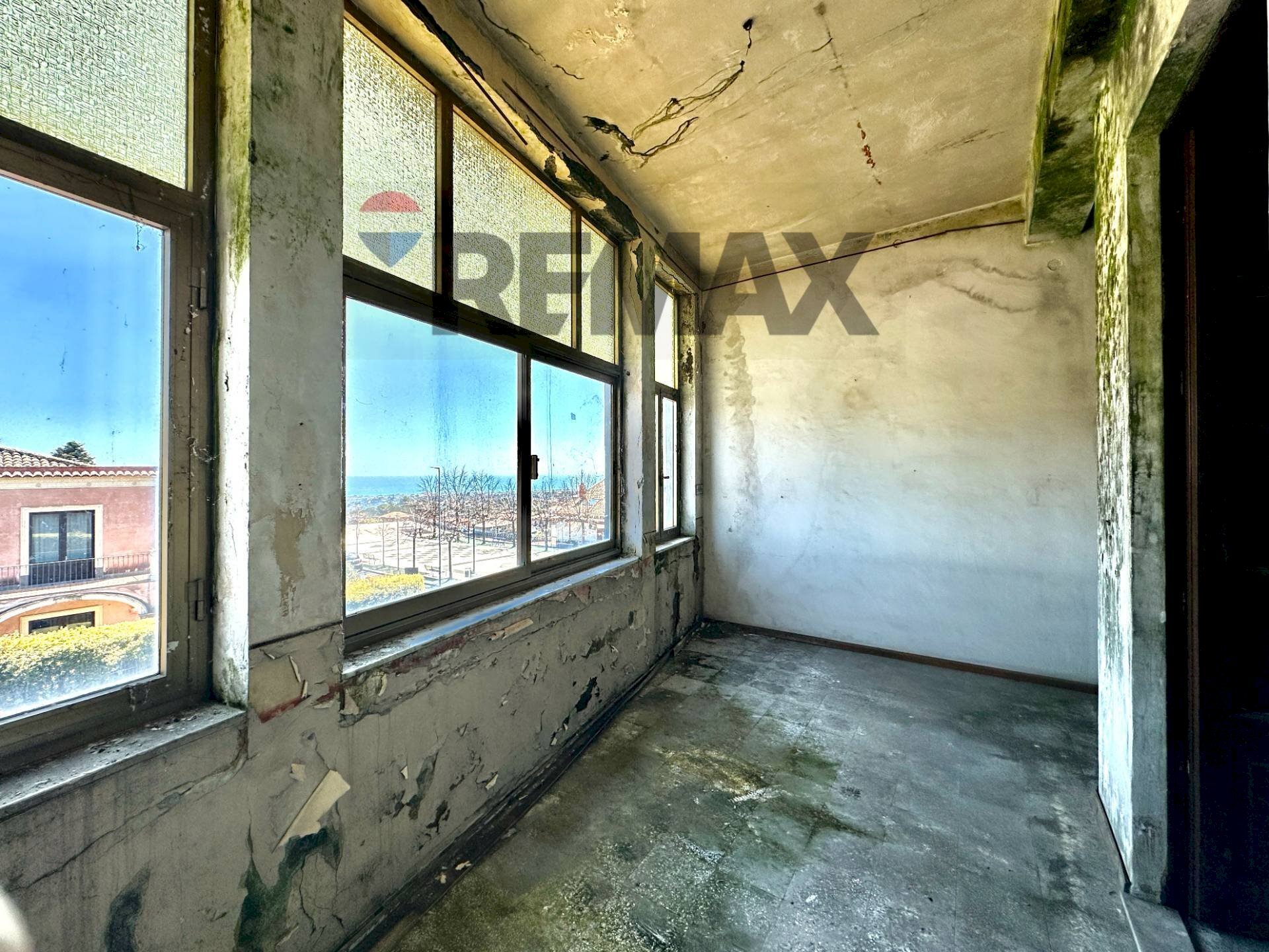 Stanza vuota - Casa indipendente via poggio felice
 
101, Zafferana Etnea - foto 1