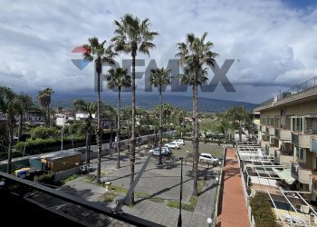 Edificio all\'aperto - Appartamento Via Spiaggia
 
119, Mascali - foto 1