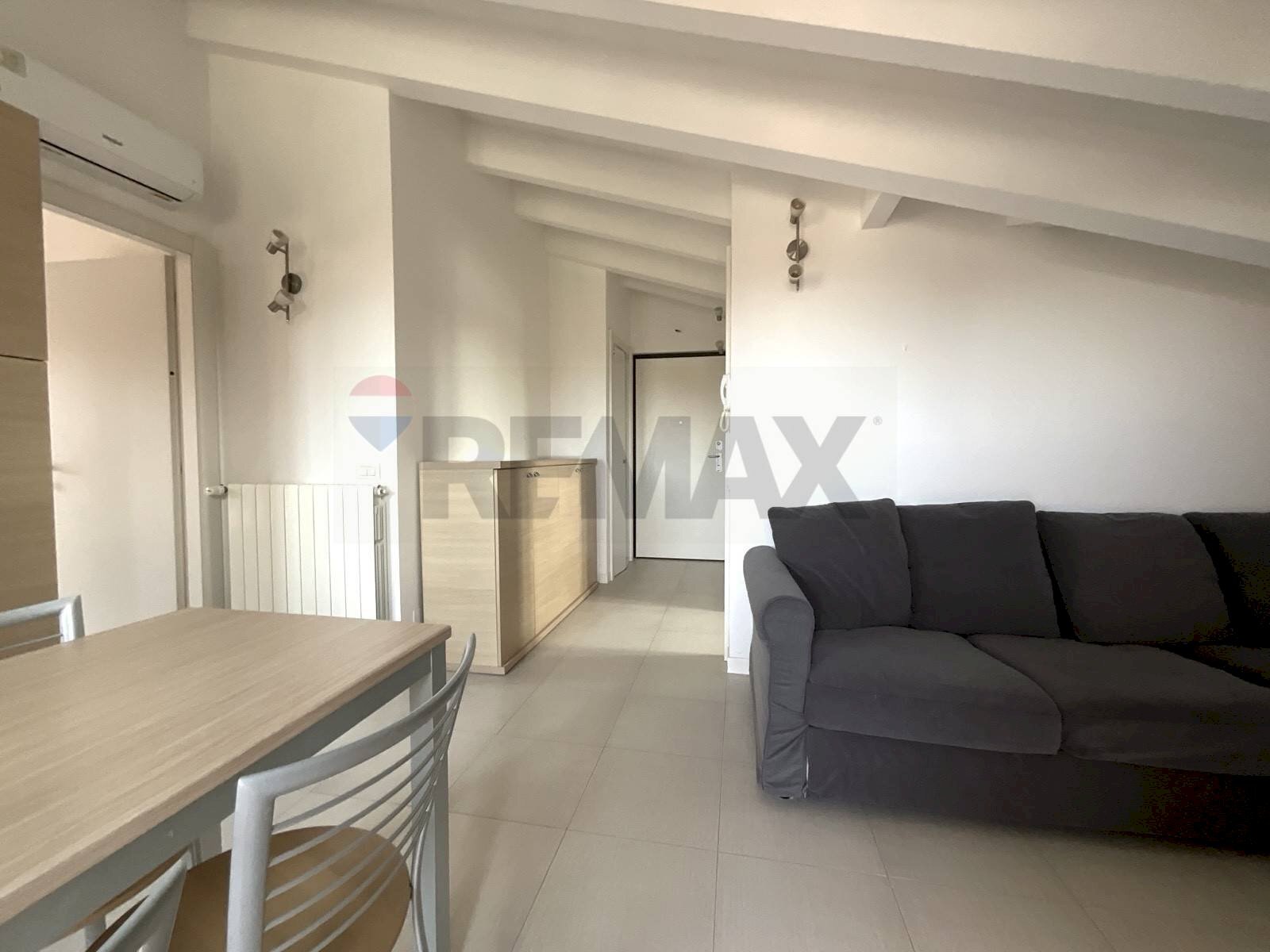 Sala da pranzo - Bilocale Viale Einaudi, Arese - foto 2