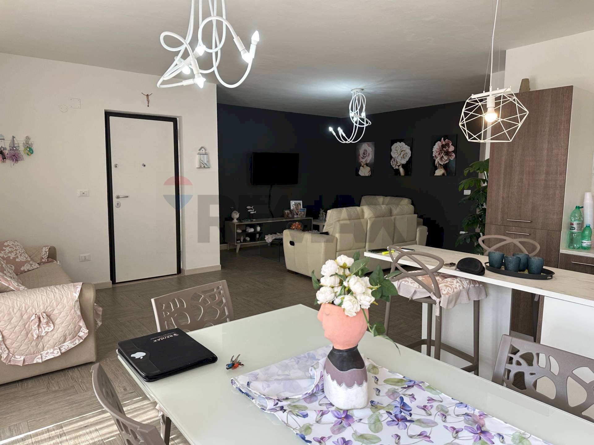 Sala da pranzo - Trilocale Viale dei Gerani
 
snc, Manfredonia - foto 2