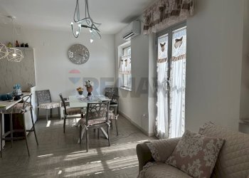 Sala da pranzo - Trilocale Viale dei Gerani
 
snc, Manfredonia - foto 3