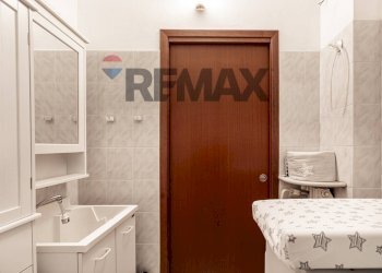 Bagno - Two-room apartment Via Pertini
 
6, Locate di Triulzi - photo 18