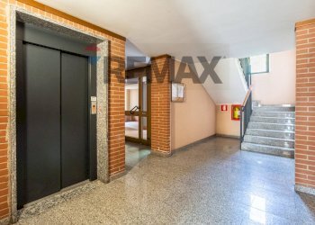 Ricezione / Lobby - Two-room apartment Via Pertini
 
6, Locate di Triulzi - photo 19