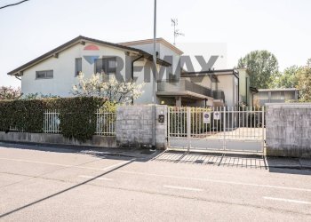 Casa all\'aperto - Villa VIA ROTELLI
 
28, Casalmaggiore - foto 56