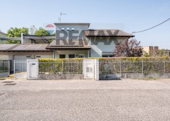 Casa all\'aperto - Villa VIA ROTELLI
 
28, Casalmaggiore - foto 57