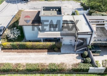 Edificio all\'aperto - Villa VIA ROTELLI
 
28, Casalmaggiore - foto 61