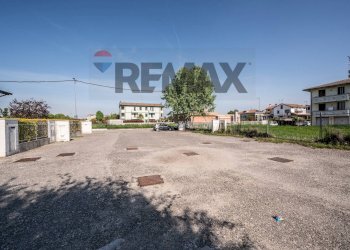 Edificio all\'aperto - Villa VIA ROTELLI
 
28, Casalmaggiore - foto 64