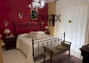 Camera / camera da letto - Appartamento via Delle Orchidee
 
8, Melilli - foto 11