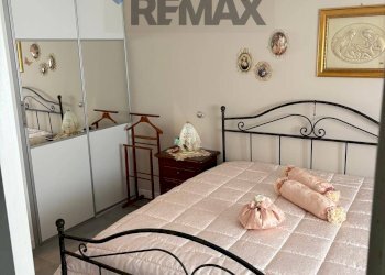 Camera / camera da letto - Appartamento via Delle Orchidee
 
18, Melilli - foto 16