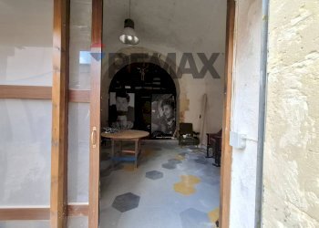 Non correlato - Box Vico Bronzetti
 
9, Noto - photo 7