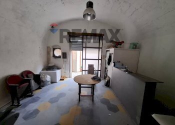 Soggiorno - Box Vico Bronzetti
 
9, Noto - photo 9