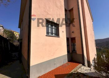 Casa all\'aperto - Casa indipendente Via Ronco
 
17, Quiliano - foto 34