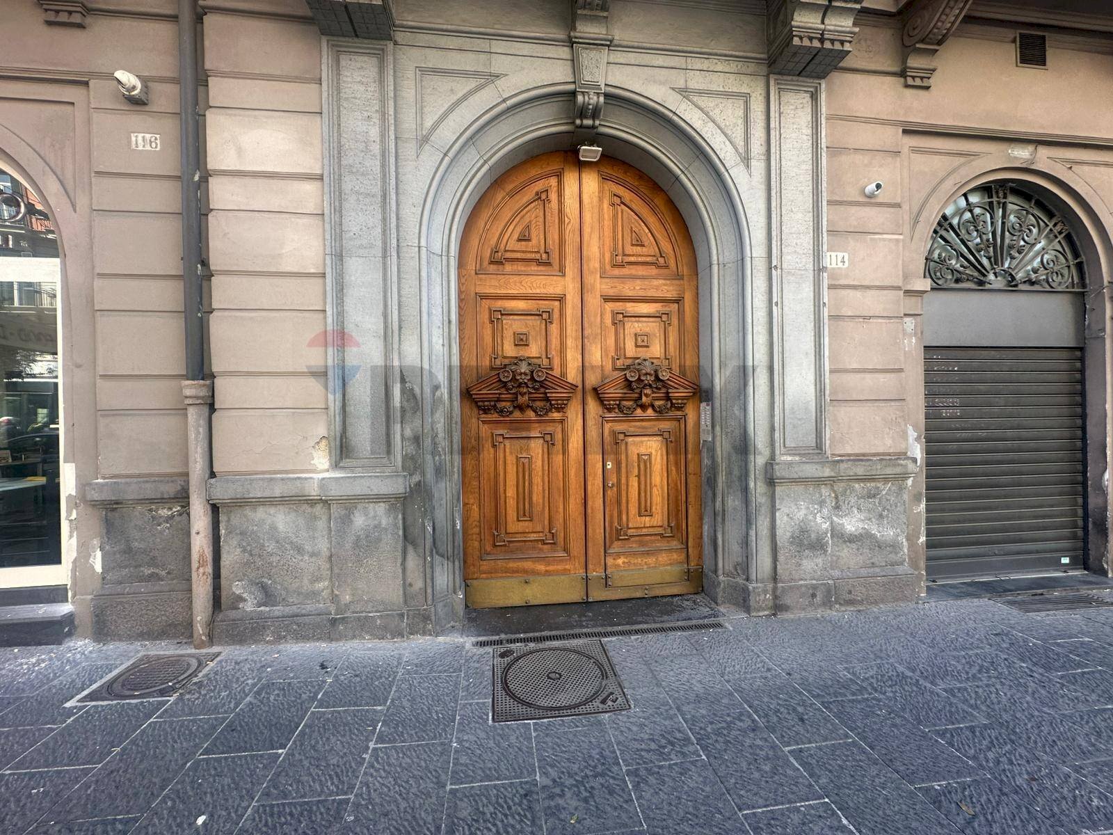 Edificio all\'aperto - Ufficio Via Agostino Depretis
 
114, Napoli - foto 1