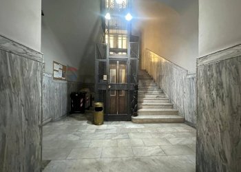 Ricezione / Lobby - Ufficio Via Agostino Depretis
 
114, Napoli - foto 5