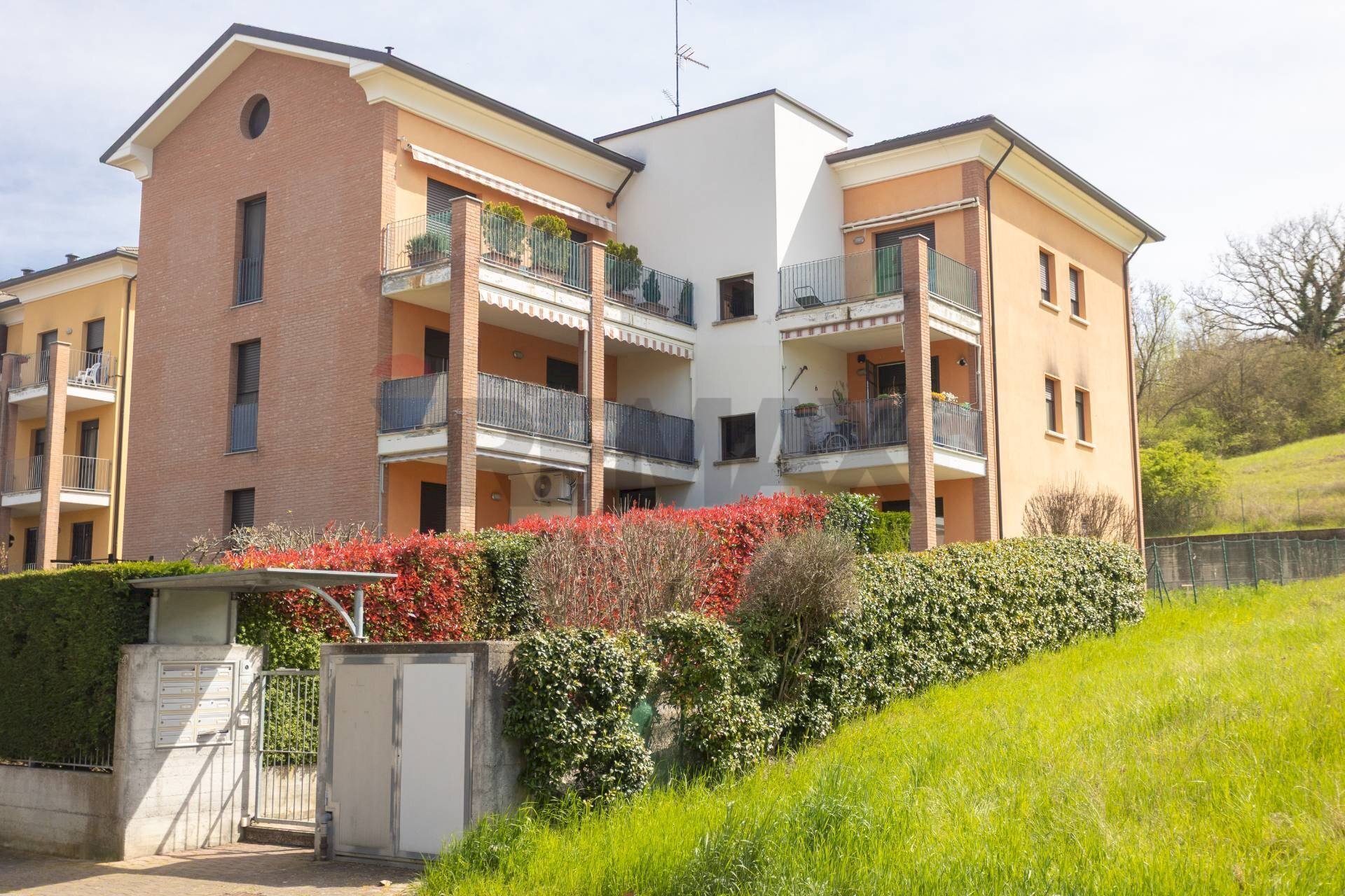 Edificio all\'aperto - Bilocale Via Rosario Livatino
 
4A, Salsomaggiore Terme - foto 1