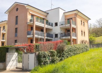 Edificio all\'aperto - Bilocale Via Rosario Livatino
 
4A, Salsomaggiore Terme - foto 1