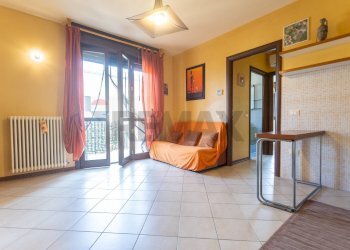 Soggiorno - Bilocale Via Rosario Livatino
 
4A, Salsomaggiore Terme - foto 2