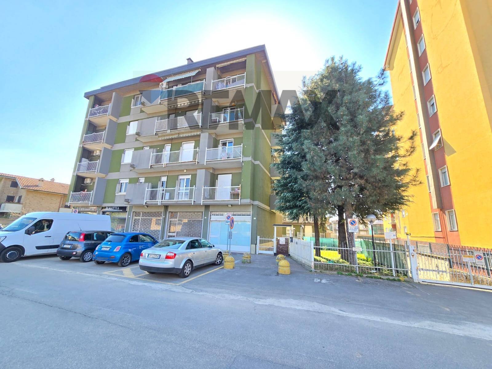 Edificio all\'aperto - Trilocale via IV novembre
 
20, Muggiò - foto 2