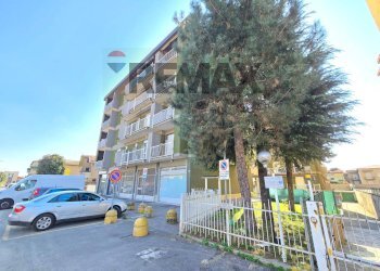 Edificio all\'aperto - Trilocale via IV novembre
 
20, Muggiò - foto 1