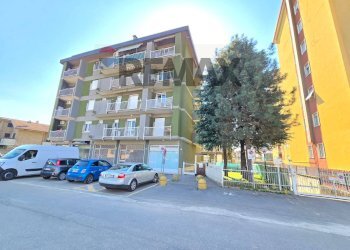 Edificio all\'aperto - Trilocale via IV novembre
 
20, Muggiò - foto 2