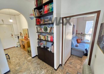 Hall / corridoio - Trilocale via IV novembre
 
20, Muggiò - foto 4